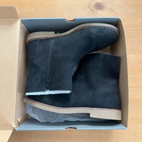 NIB LOFT Black Missy Ankle Boots Size 10.5 Warm Suede Like Fur Lined Normcore - Picture 8 of 9